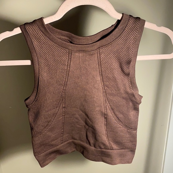 Ardene MOVE seamless high neck tank XS-S - Picture 2 of 2